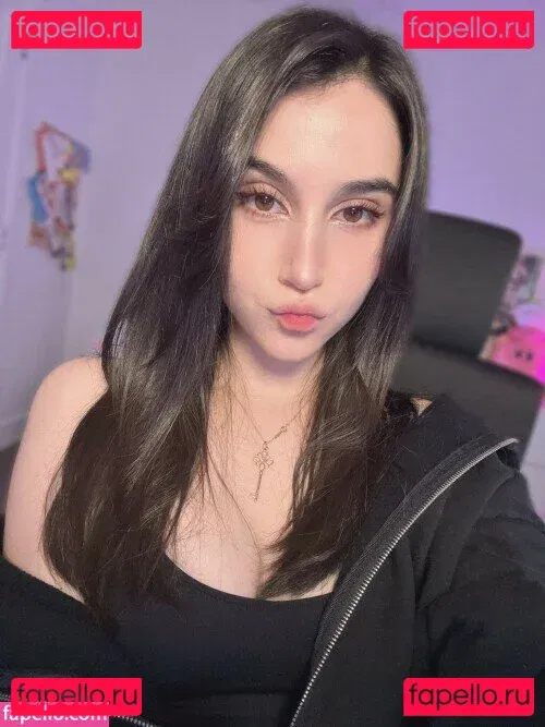 Midna Onlyfans Photo Gallery 