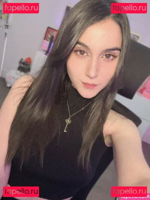 Midna Onlyfans Photo Gallery 