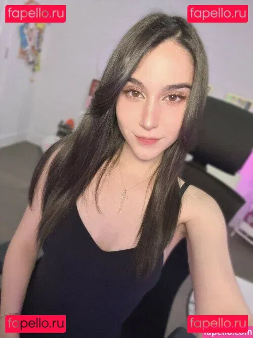 Midna Onlyfans Photo Gallery 