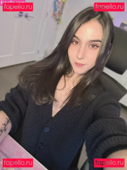 Midna Onlyfans Photo Gallery 