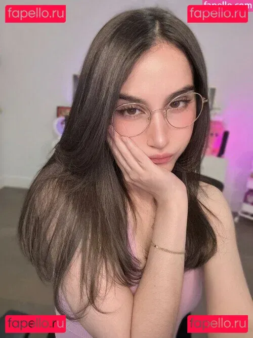 Midna Onlyfans Photo Gallery 