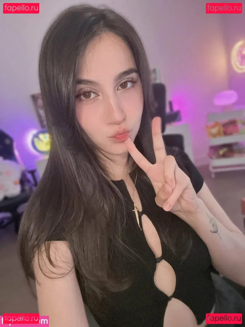 Midna Onlyfans Photo Gallery 