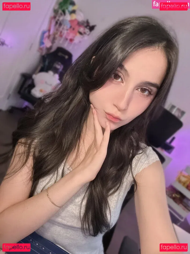 Midna Onlyfans Photo Gallery 