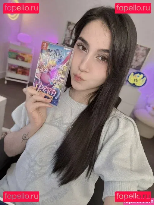 Midna Onlyfans Photo Gallery 