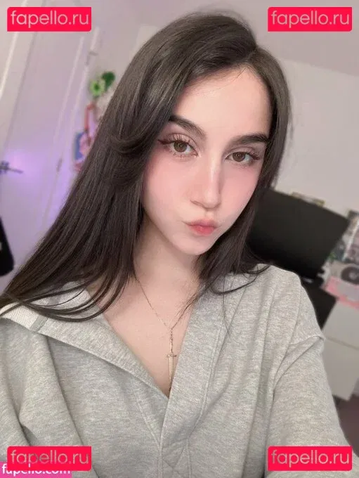 Midna Onlyfans Photo Gallery 