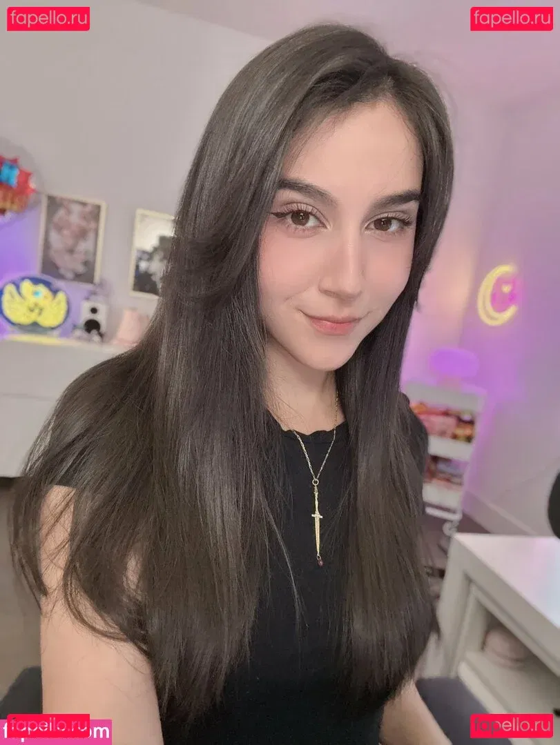 Midna Onlyfans Photo Gallery 