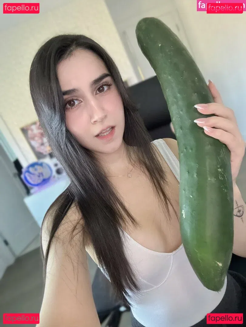 Midna Onlyfans Photo Gallery 