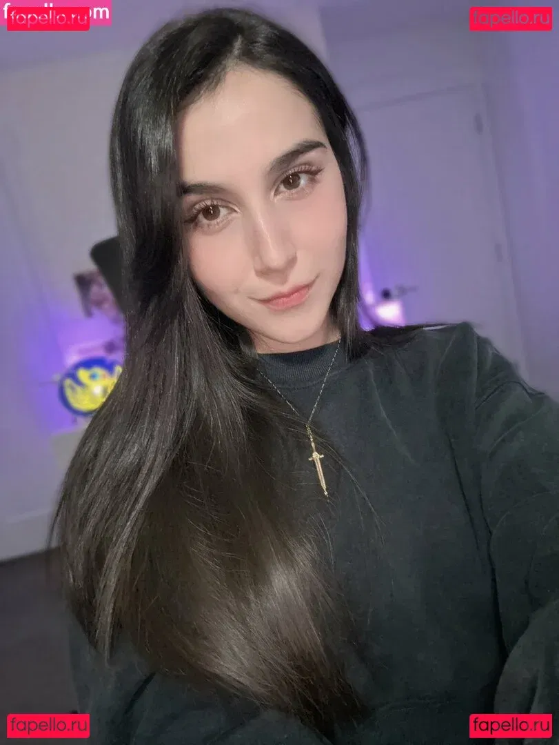 Midna Onlyfans Photo Gallery 