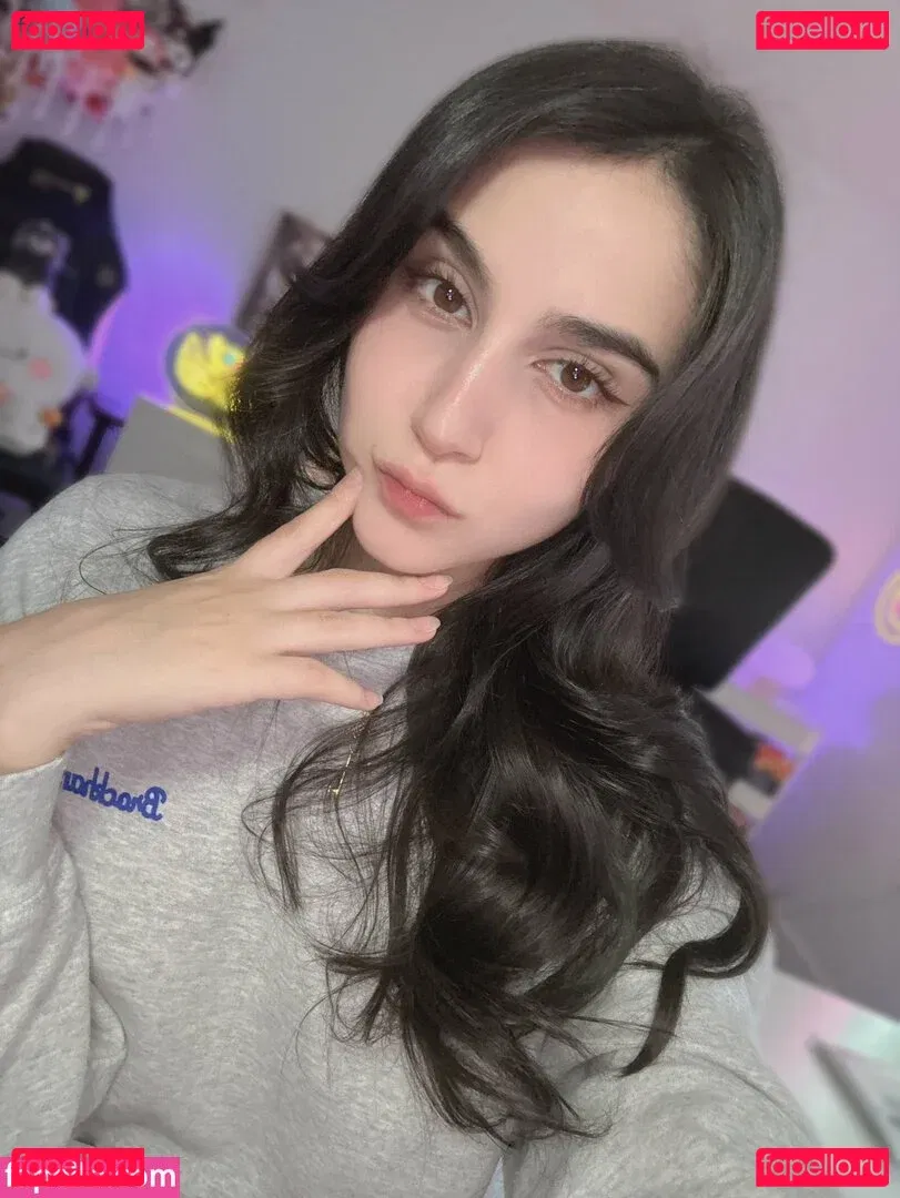 Midna Onlyfans Photo Gallery 