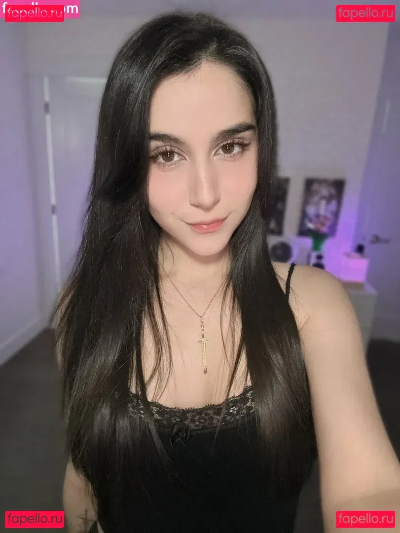 Midna Onlyfans Photo Gallery 