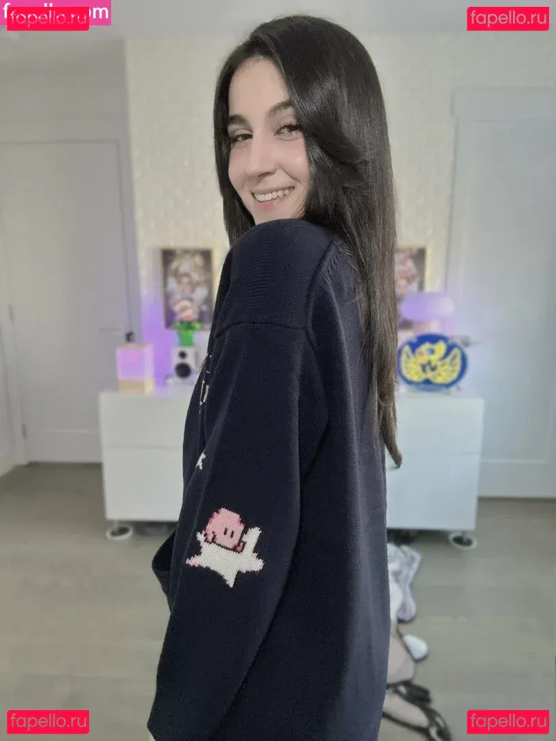 Midna Onlyfans Photo Gallery 