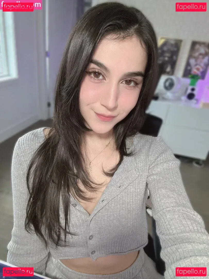 Midna Onlyfans Photo Gallery 