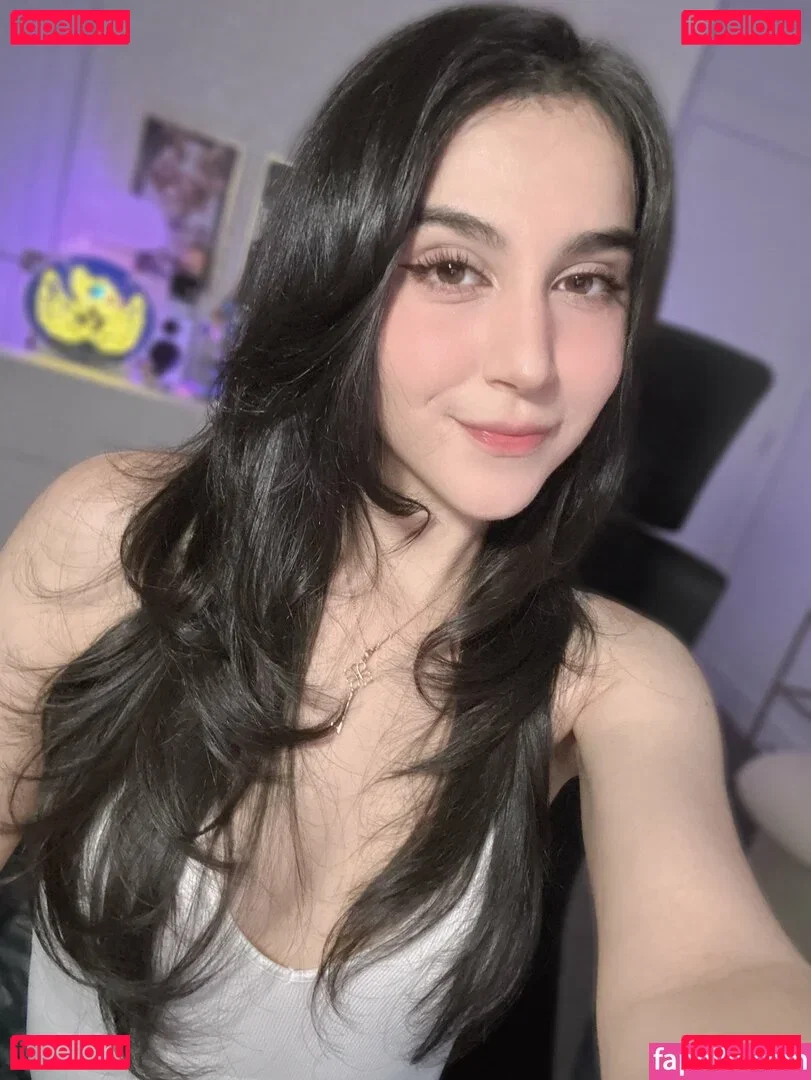 Midna Onlyfans Photo Gallery 