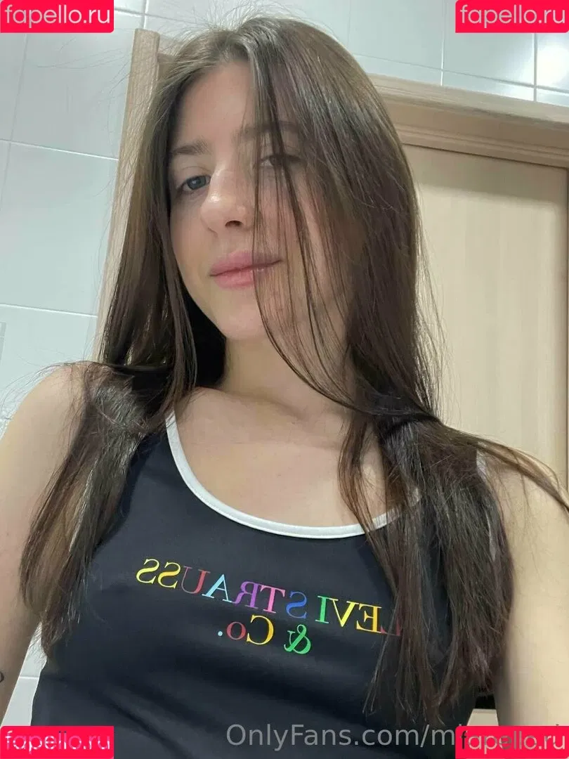 miareeed Onlyfans Photo Gallery 