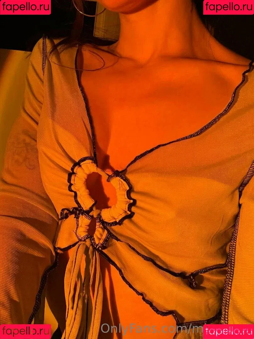 miareeed Onlyfans Photo Gallery 