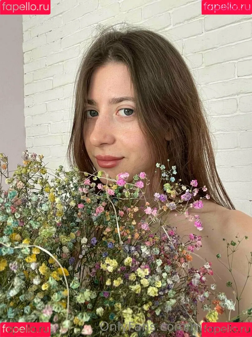 miareeed Onlyfans Photo Gallery 