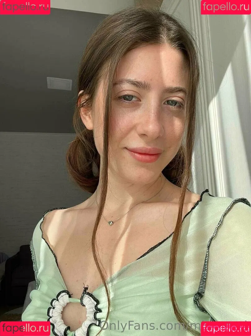 miareeed Onlyfans Photo Gallery 