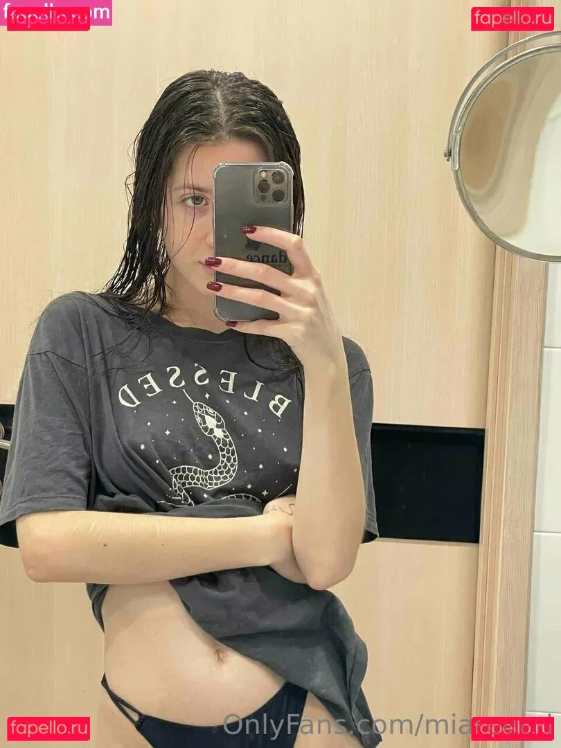 miareeed Onlyfans Photo Gallery 