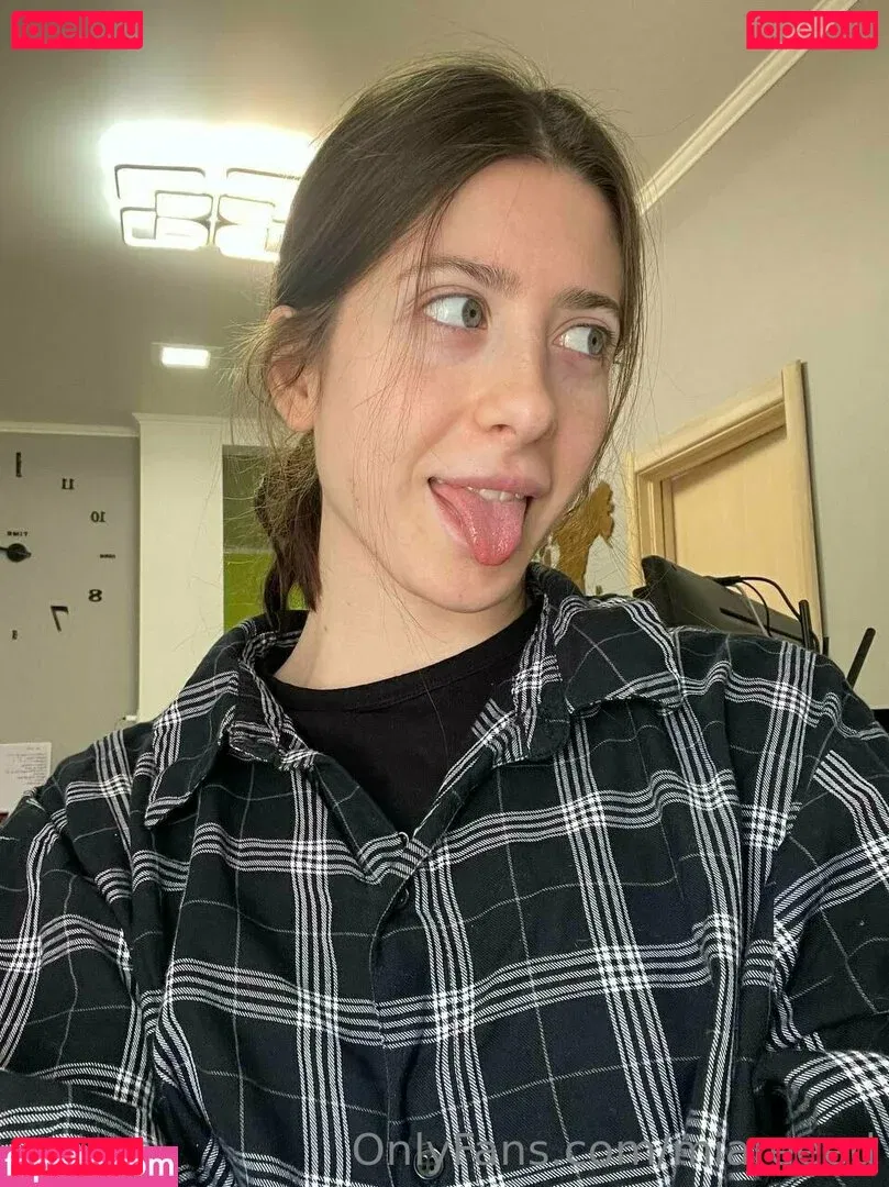 miareeed Onlyfans Photo Gallery 