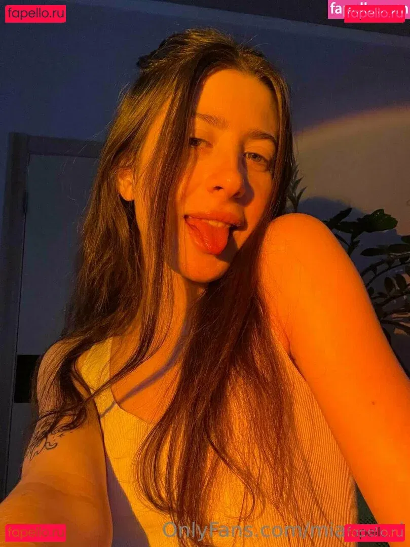 miareeed Onlyfans Photo Gallery 