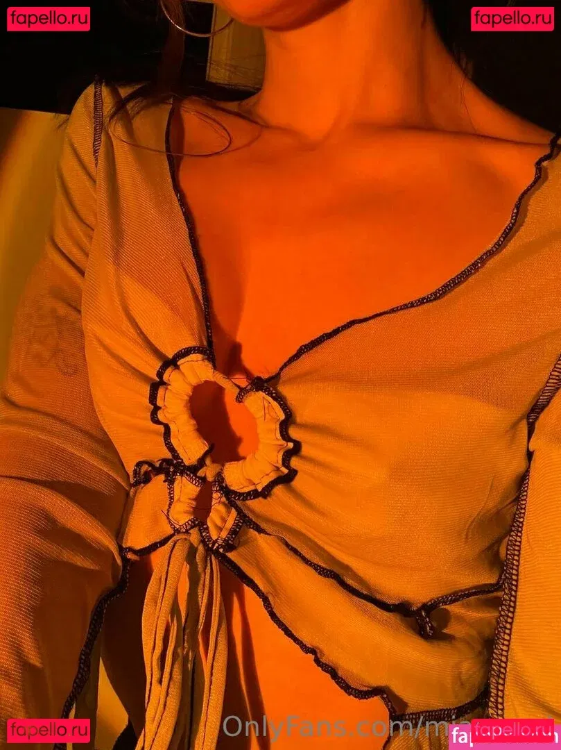 miareeed Onlyfans Photo Gallery 