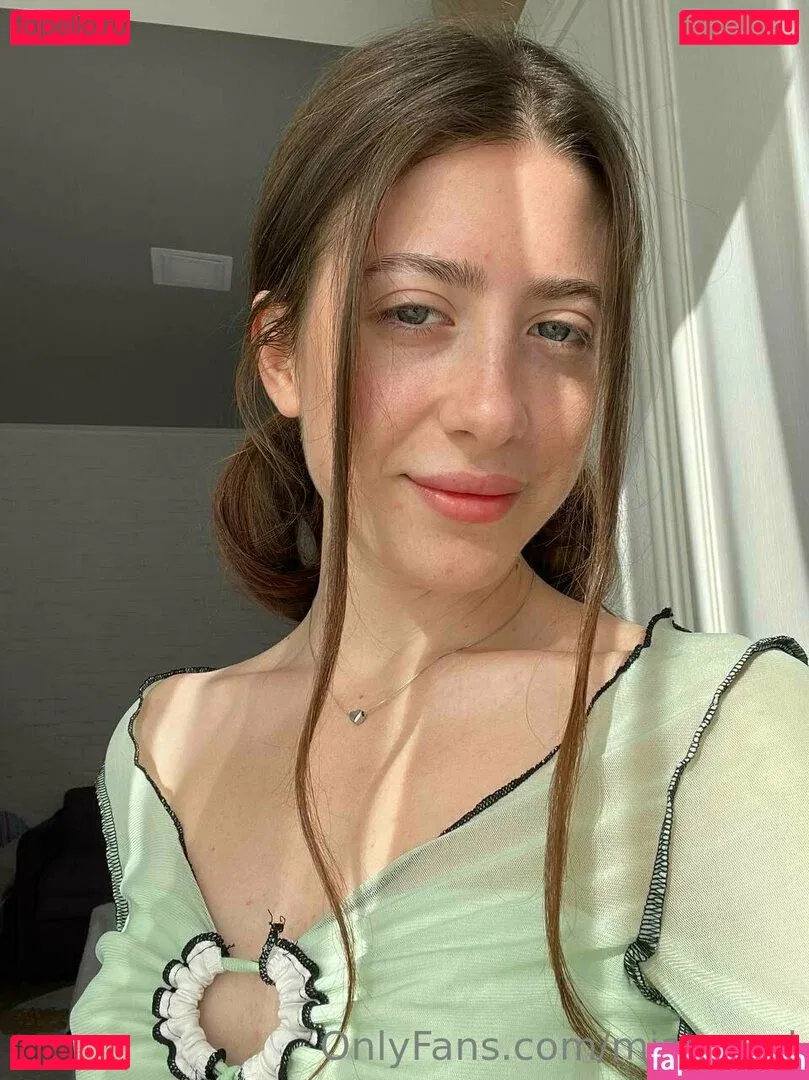 miareeed Onlyfans Photo Gallery 