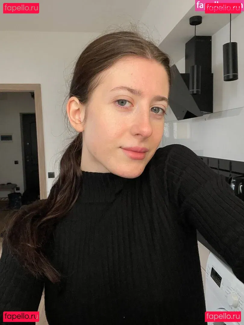 miareeed Onlyfans Photo Gallery 