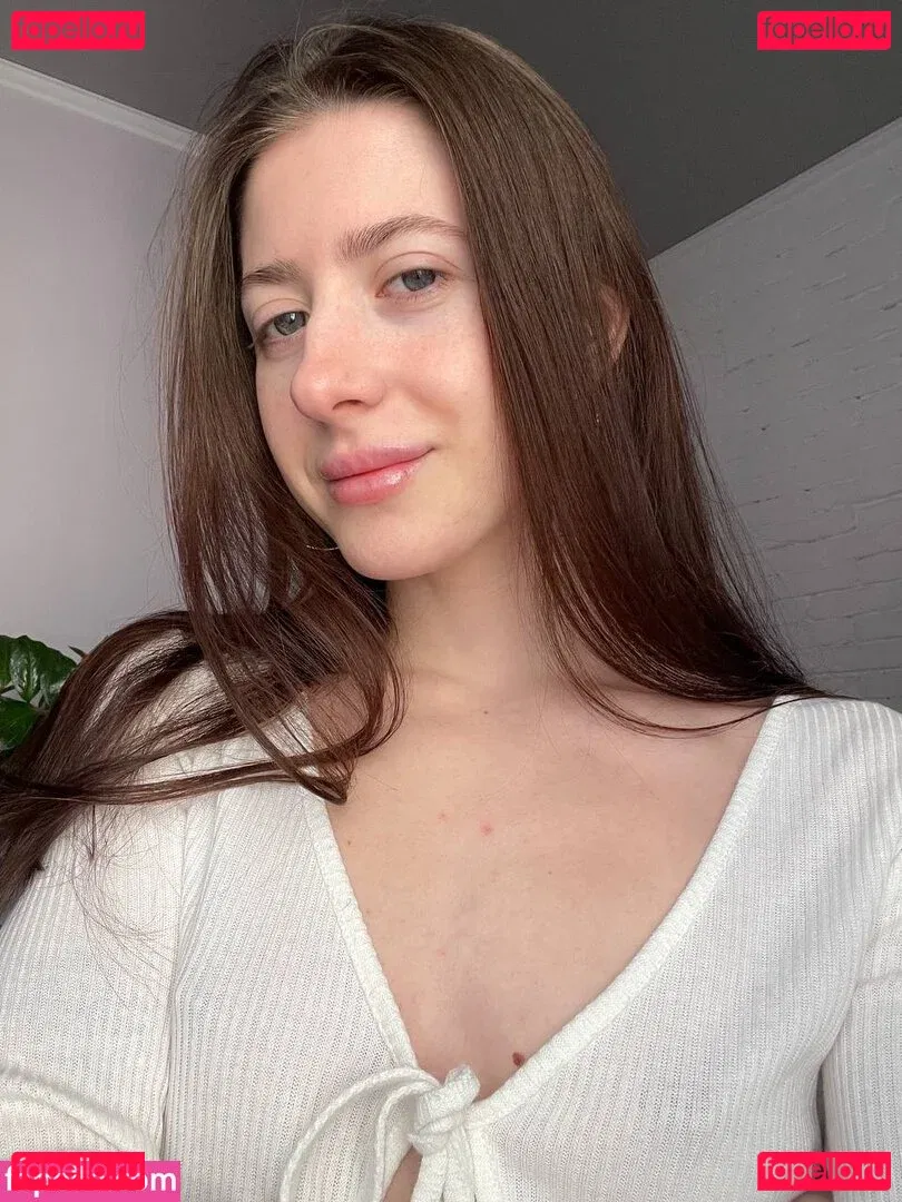 miareeed Onlyfans Photo Gallery 