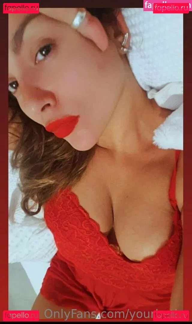 yourbethy Onlyfans Photo Gallery 