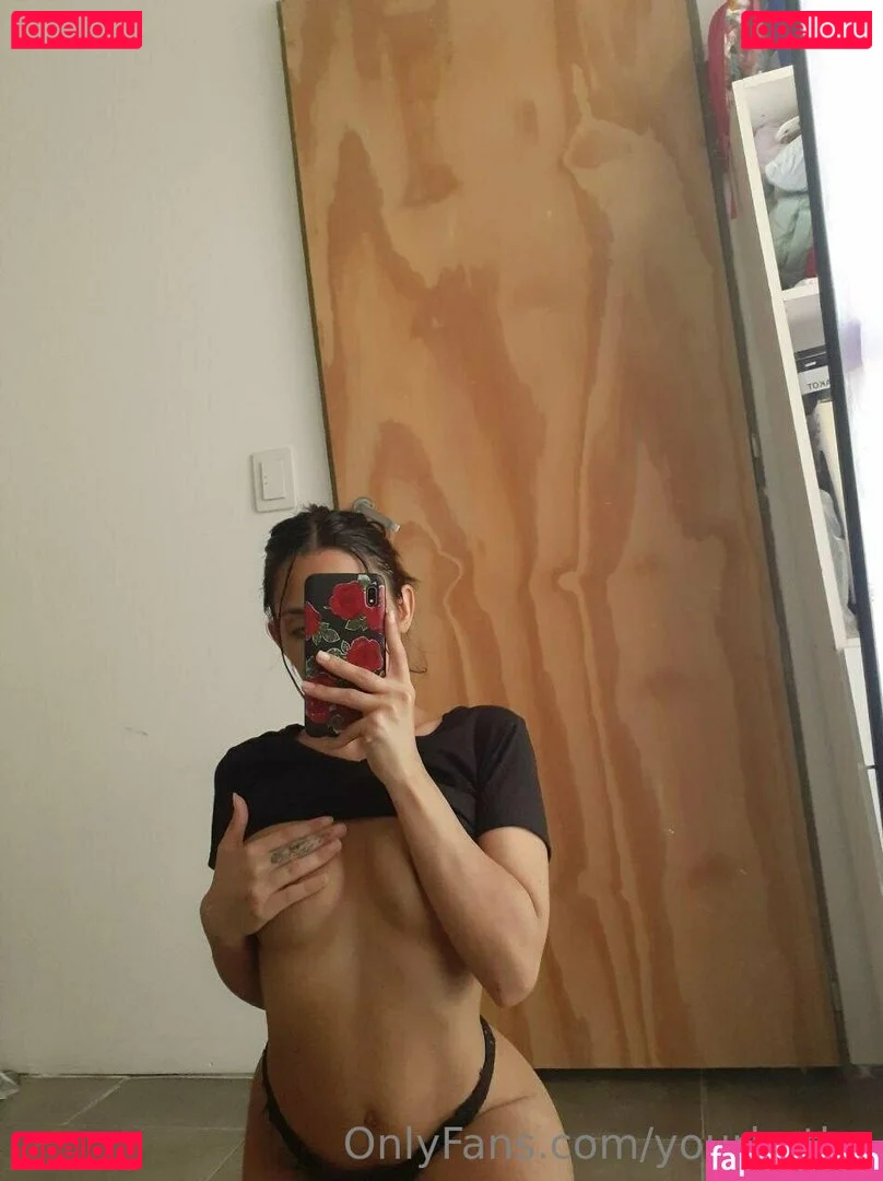 yourbethy Onlyfans Photo Gallery 