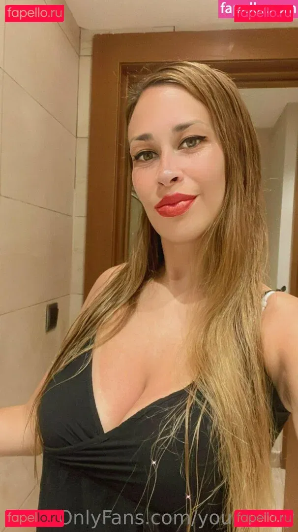 yourbethy Onlyfans Photo Gallery 