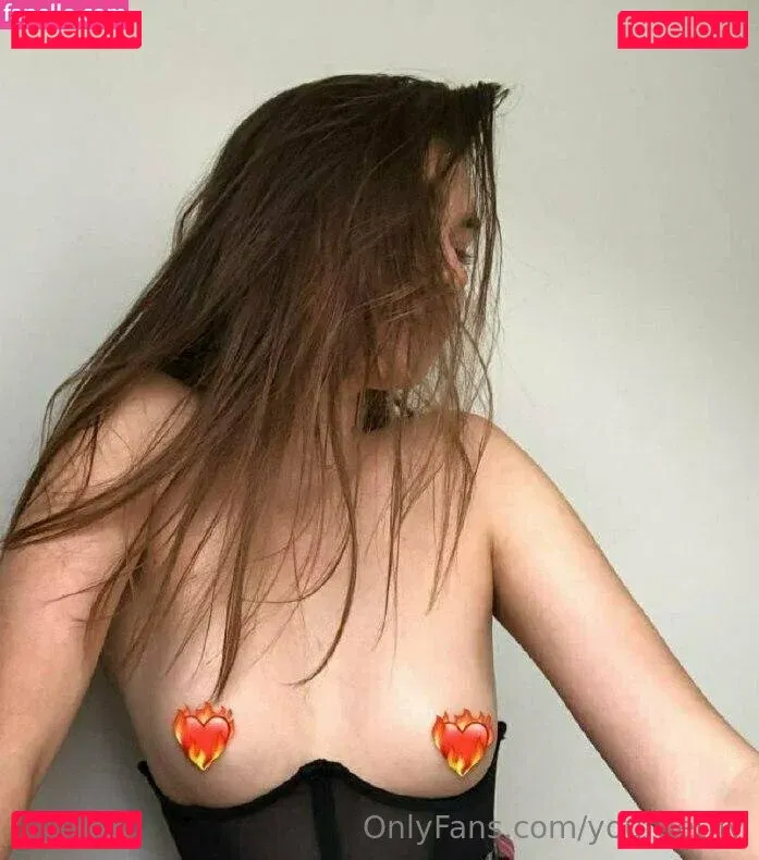 yourbethy Onlyfans Photo Gallery 