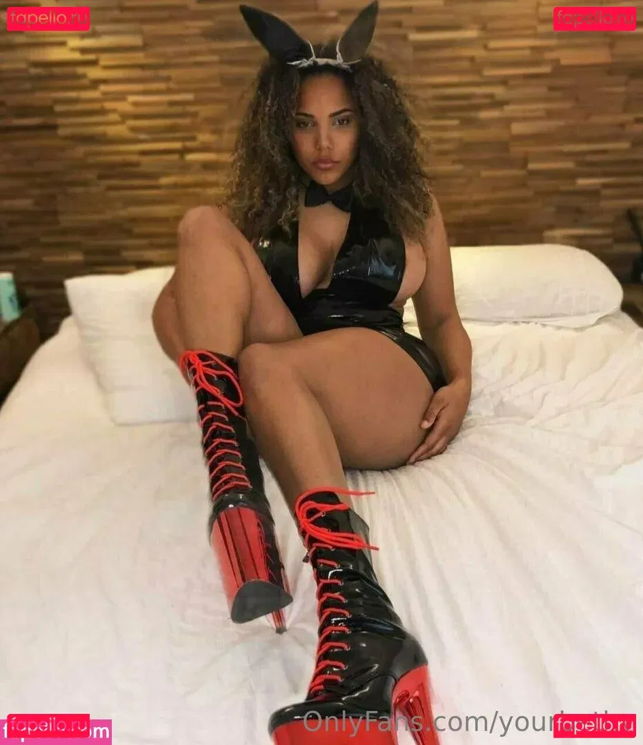 yourbethy Onlyfans Photo Gallery 