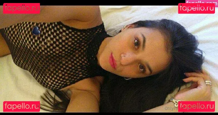 yourbethy Onlyfans Photo Gallery 