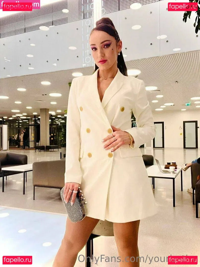 yourbethy Onlyfans Photo Gallery 