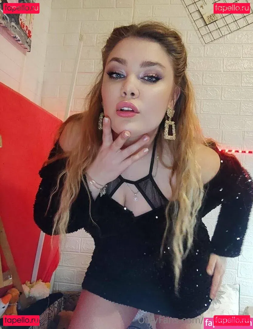 yourbethy Onlyfans Photo Gallery 