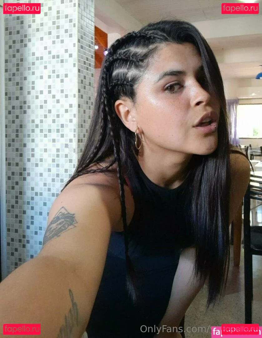 yourbethy Onlyfans Photo Gallery 