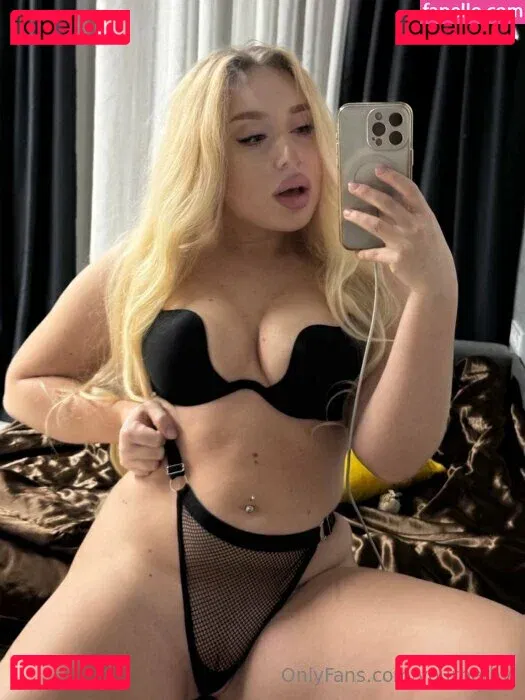 yourbethy Onlyfans Photo Gallery 