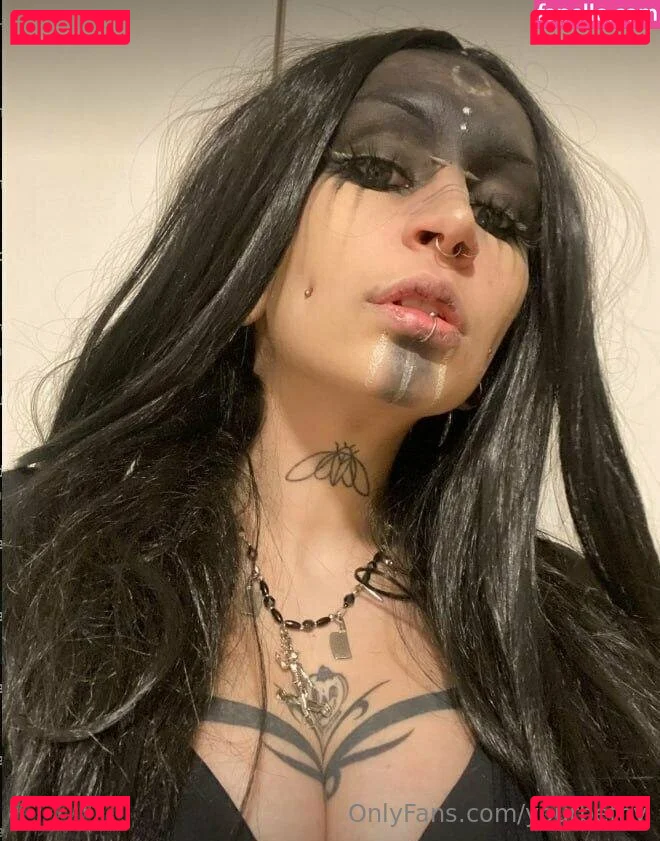 yourbethy Onlyfans Photo Gallery 