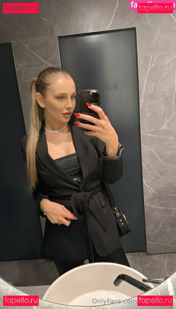 yourbethy Onlyfans Photo Gallery 