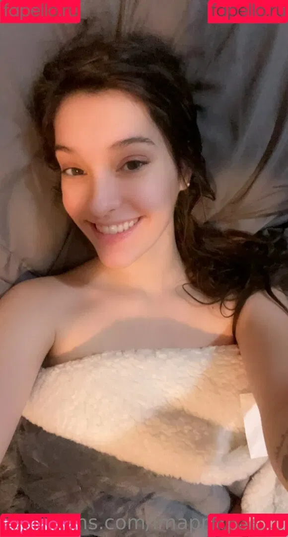 Imaprilmaexo Onlyfans Photo Gallery 