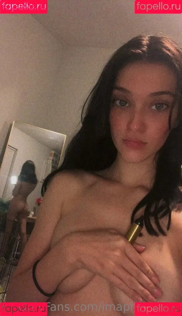 Imaprilmaexo Onlyfans Photo Gallery 