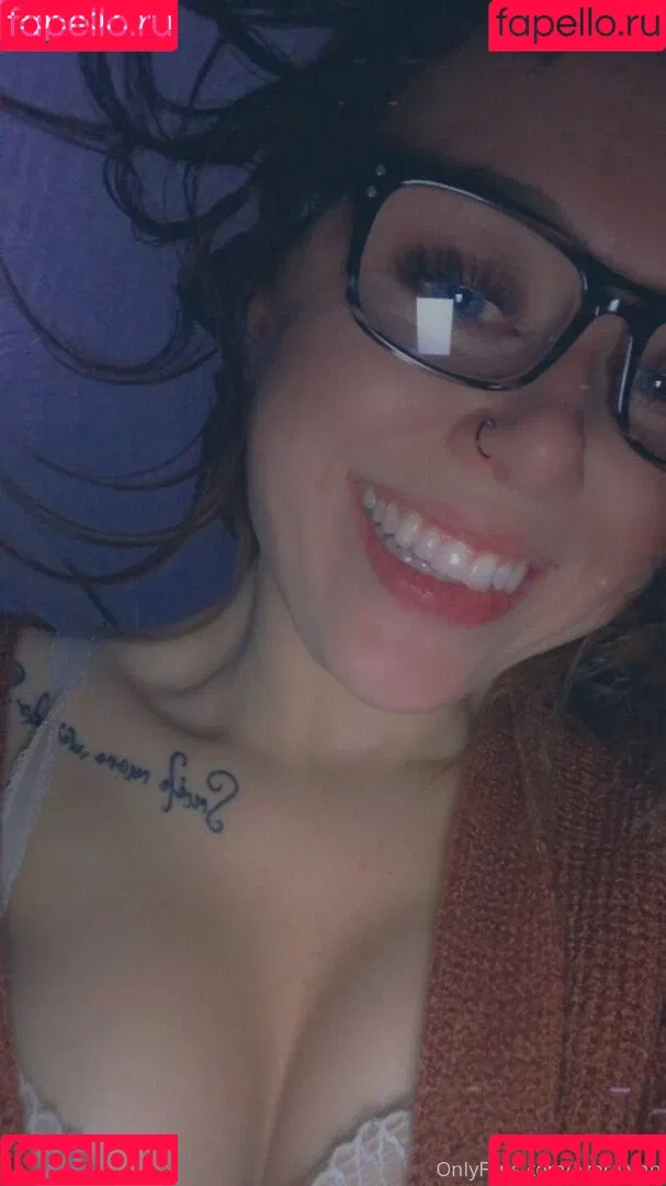 AzoraLynn Onlyfans Photo Gallery 