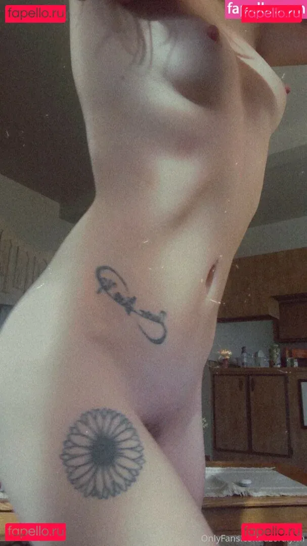 AzoraLynn Onlyfans Photo Gallery 