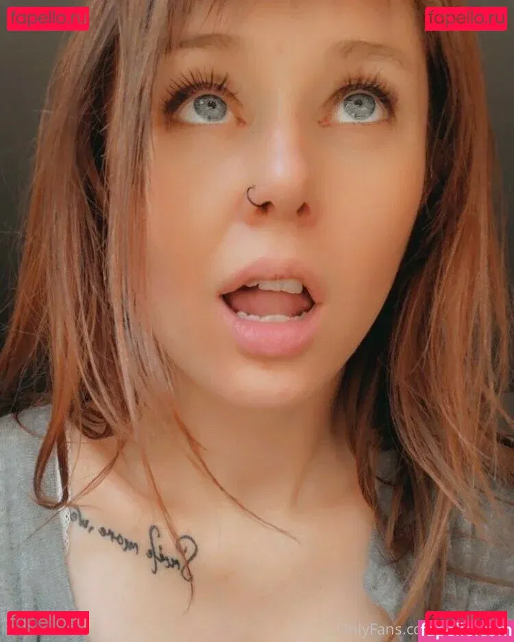 AzoraLynn Onlyfans Photo Gallery 