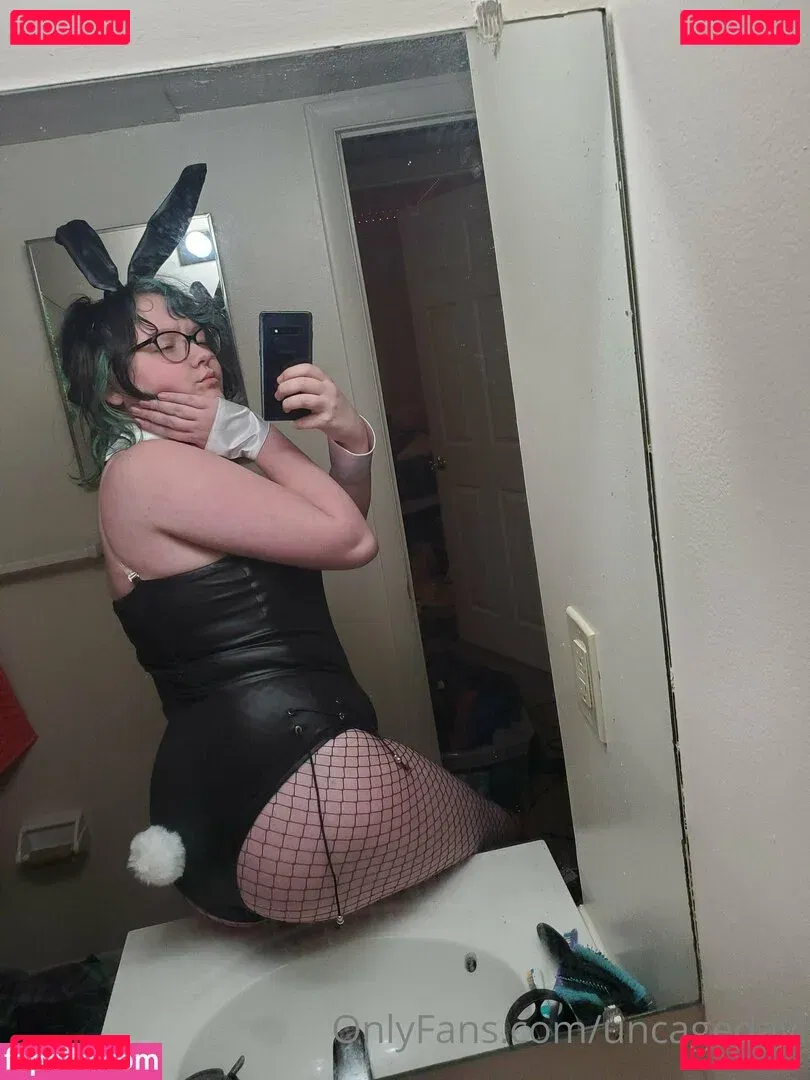 uncagedavi Onlyfans Photo Gallery 