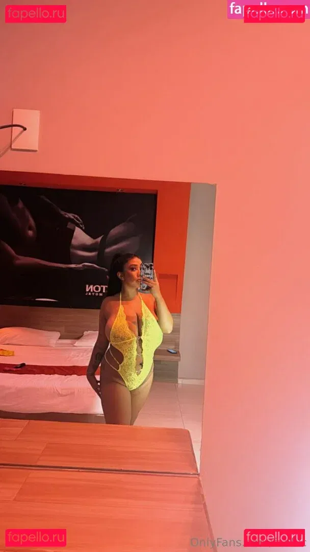 fenellafox Onlyfans Photo Gallery 