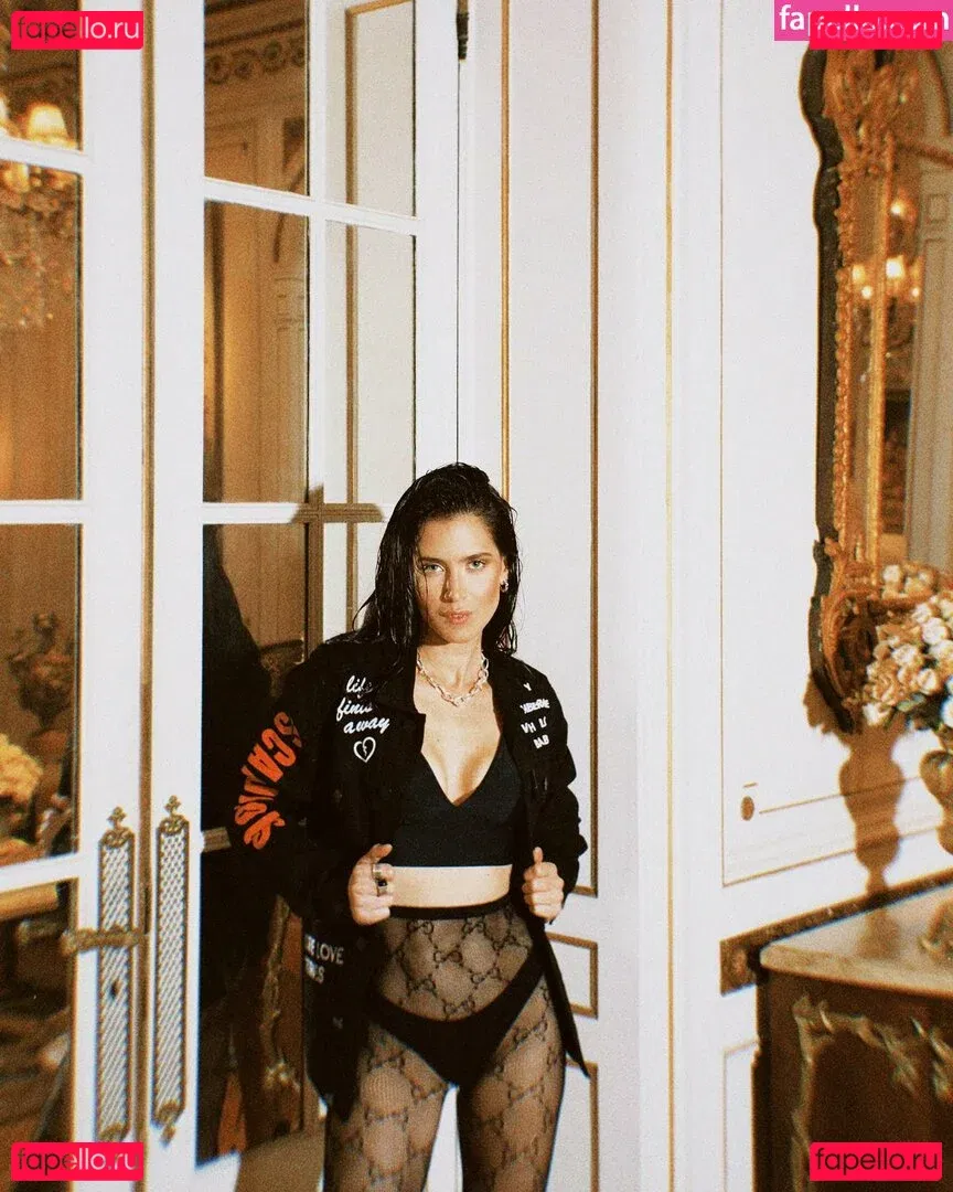 Mel Lisboa Onlyfans Photo Gallery 