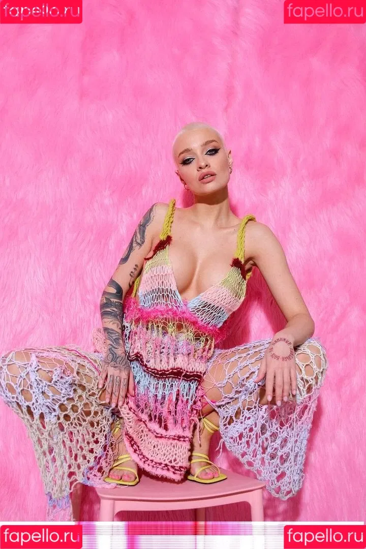 farruhhhamraeva Onlyfans Photo Gallery 