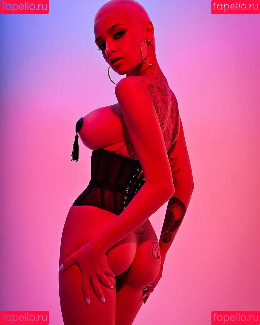 farruhhhamraeva Onlyfans Photo Gallery 